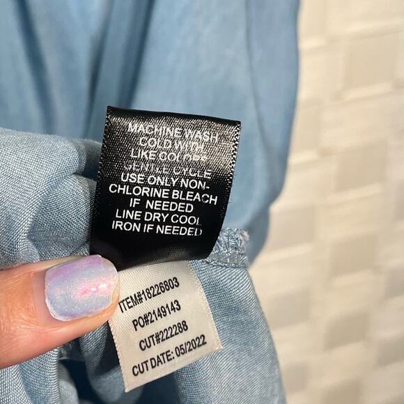 Torrid Flutter Blouse Denim Medium Wash Women’s Size 3X Feminine Summer Girly - Picture 8 of 10